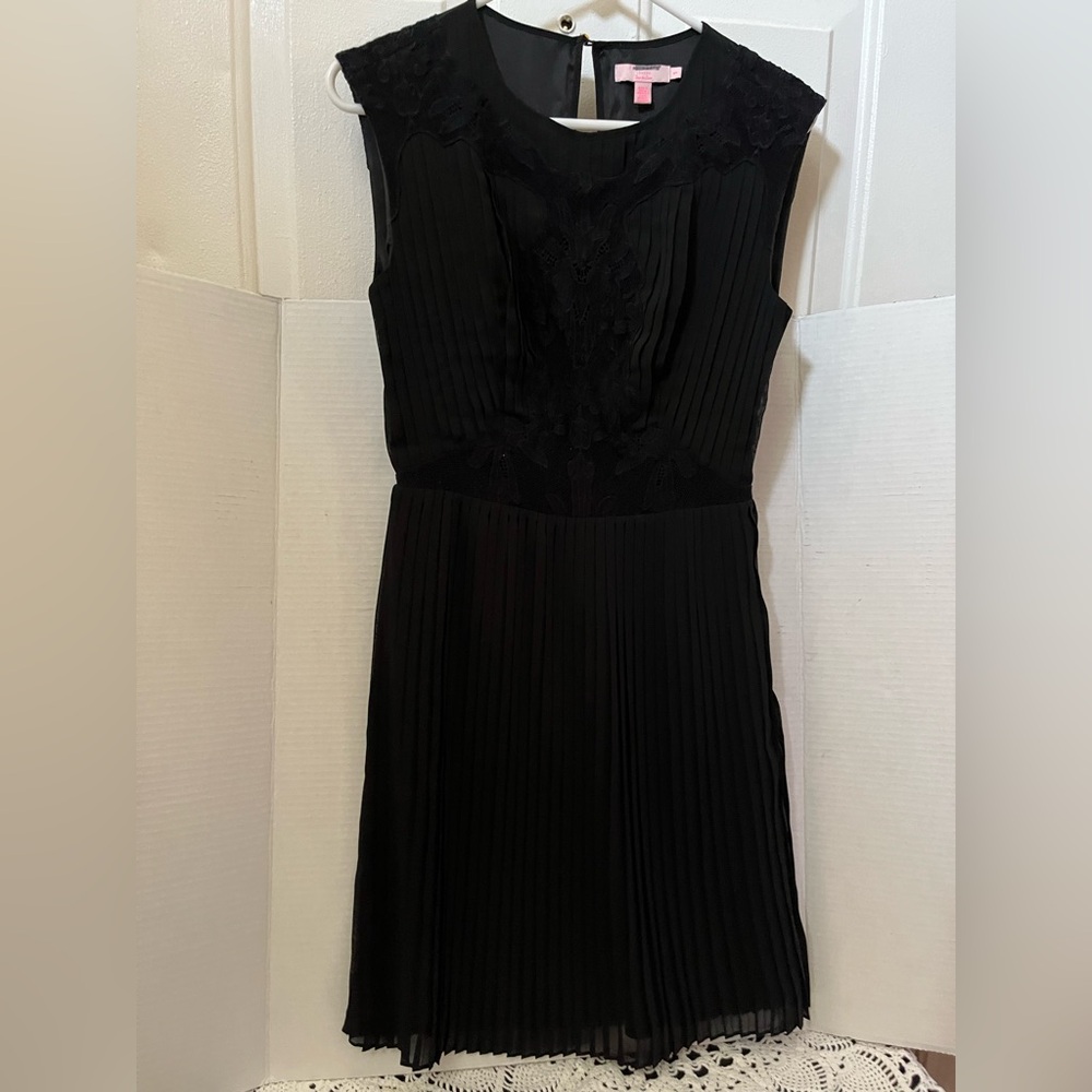 Ted Baker Black Pleated Lace-Detail Dress